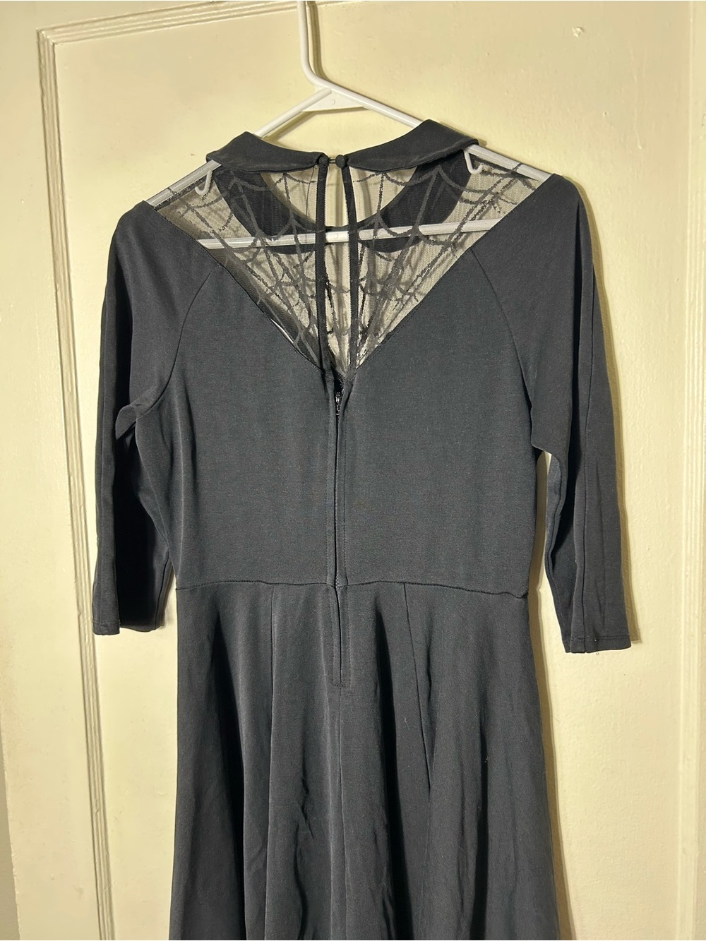 Unique Vintage black endora fit and flare spiderweb mesh dress womens M - Picture 7 of 9